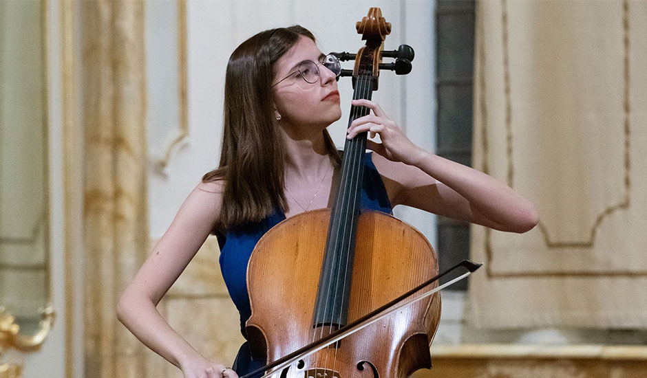 Eleonora Testa violoncello solo